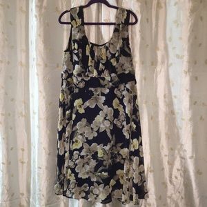Floral flowy dress